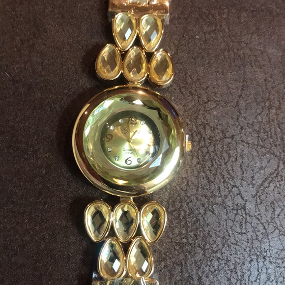 NEW!!⏱ Strada Watch ⏱ - Picture 3 of 9